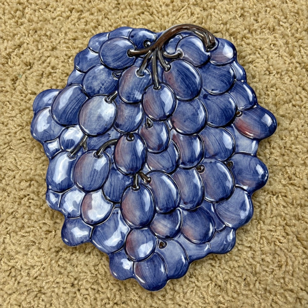 Vintage Italian Ceramic Grape Cluster Wall Plate‎ Blue Purple Made in Italy